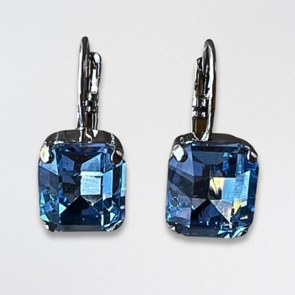 Handcrafted Emerald-Cut Earrings Austrian Crystal Light Sapphire Blue/Silver NWT - Picture 1 of 3